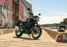 Nowa Yamaha XSR125 Legacy: Podróż w czasie