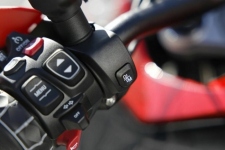 BMW prezentuje ASA - Automated Shift Assistant - nowe podejście do sprzęgła w motocyklu